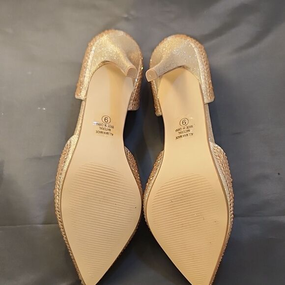 BRAND NEW RED DELICIOUS SATIN D'ORSAY GLAMOROUS STUDDED EMBELLISHMENTS PUMP - Picture 14 of 16